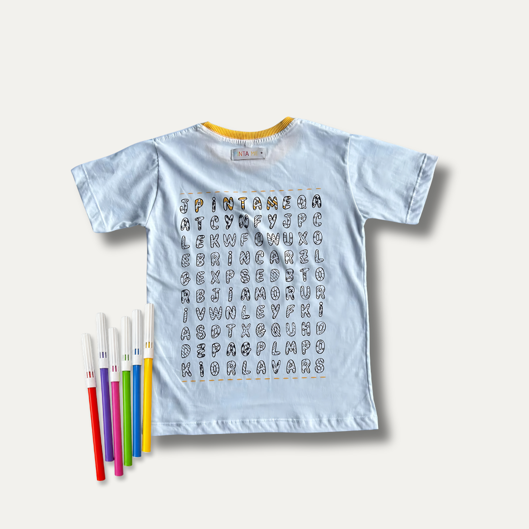 Camiseta Infantil para Colorir Caça-Palavras + 6 canetinhas
