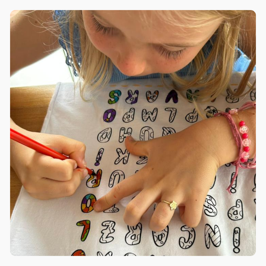 Camiseta Caça-Palavras