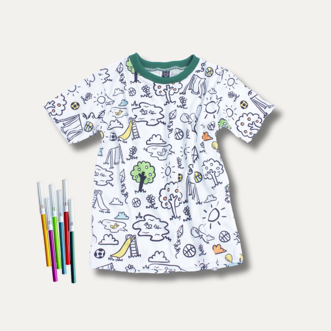 Camiseta Infantil para Colorir  DIA DE BRINCAR + 6 canetinhas