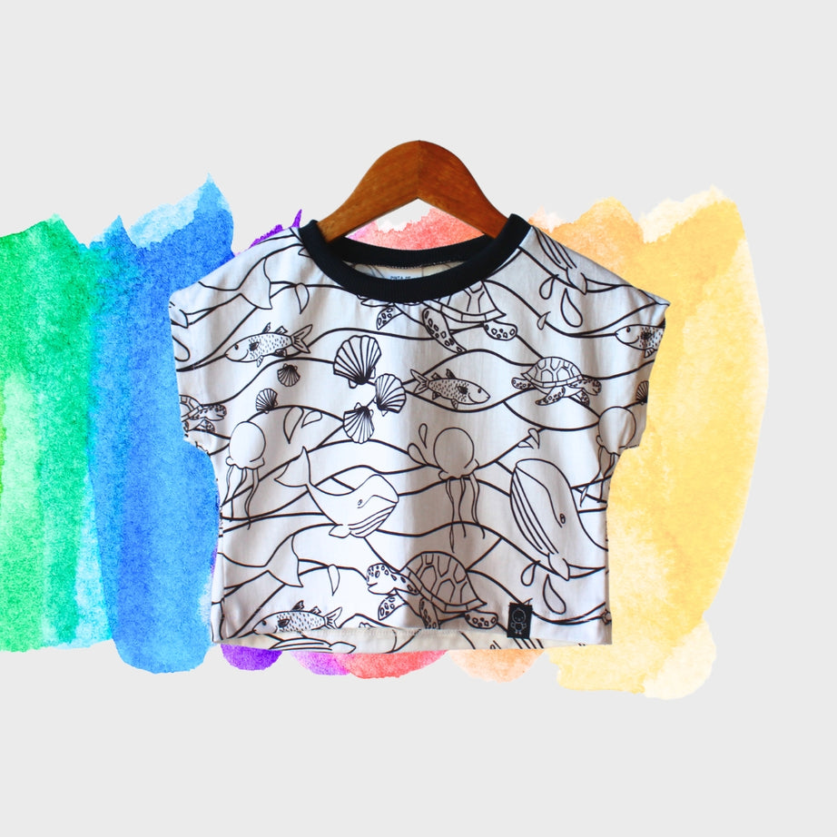 Cropped Um Mergulho na Ilha Preto