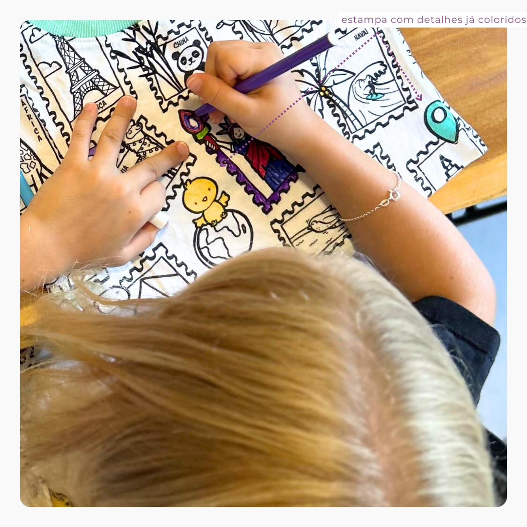 Cropped Viagem Colorida