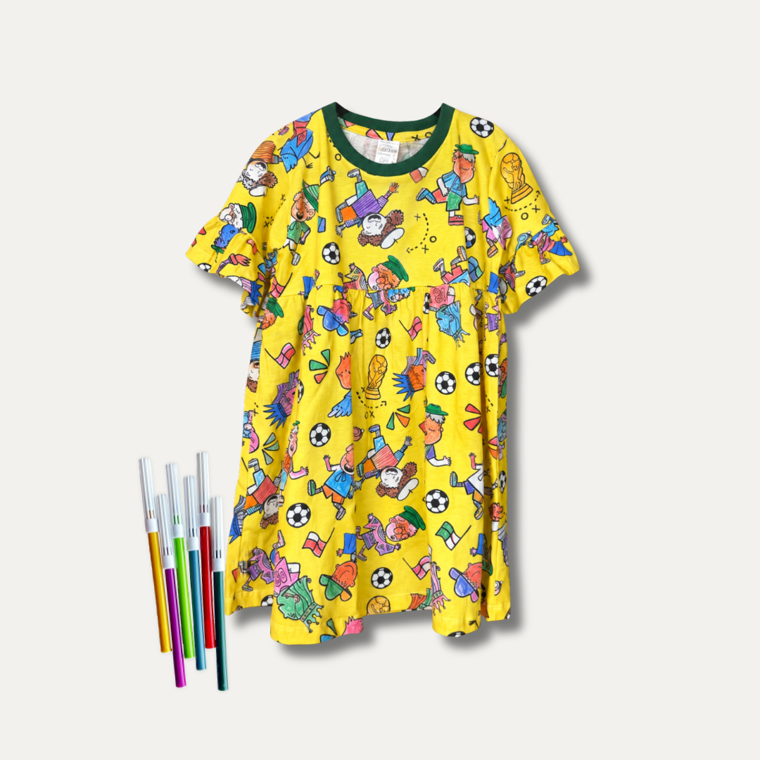 Vestido Infantil para Colorir  Copa do Mundo + 6 canetinhas