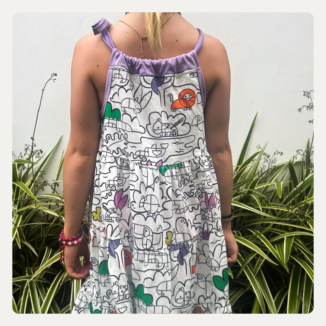 Vestido Infantil para Colorir Tangram + 12 canetinhas