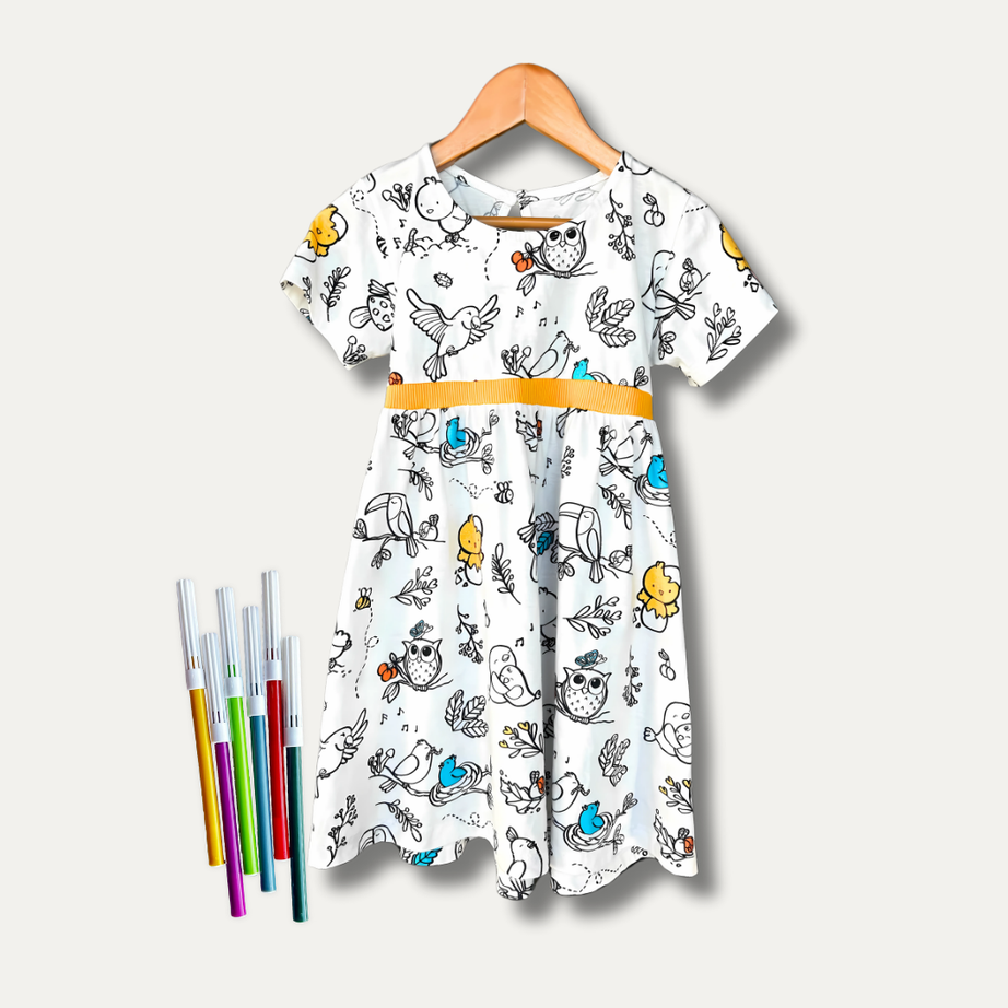 Vestido Infantil para Colorir Voa Passarinho + 6 canetinhas